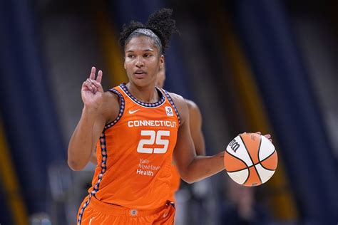 Bonner, Thomas lead Sun to a 90-60 rout of the Lynx in WNBA playoff opener